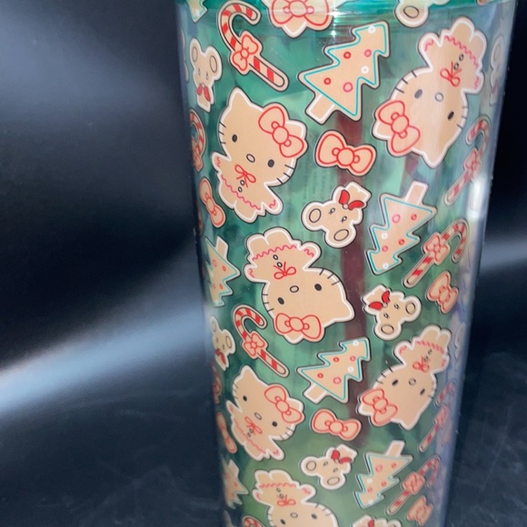Hello Kitty Gingerbread Tumbler - Picture 2 of 4